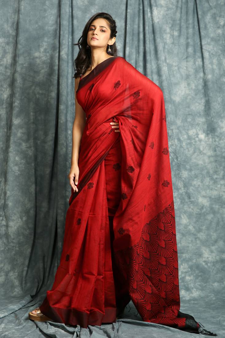 Red Linen Saree main image 0