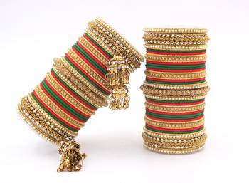 Red bangles-and-bracelets 1