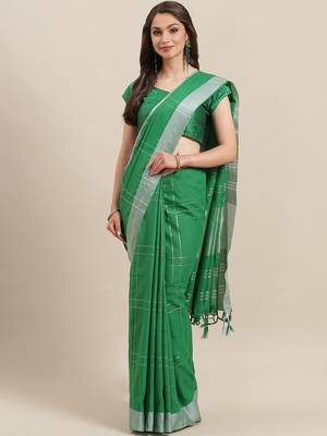 Green woven blended cotton saree with blouse 1