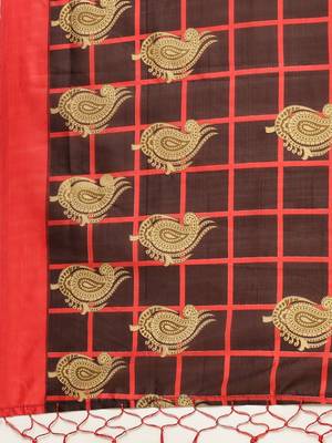 Cream printed art silk saree with blouse 4