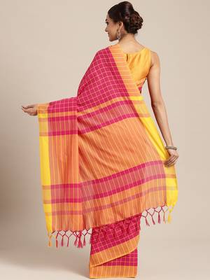 Pink woven blended cotton saree with blouse 2