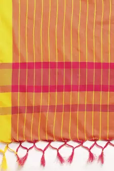 Pink woven blended cotton saree with blouse