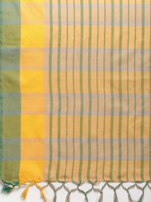 Green woven blended cotton saree with blouse 4