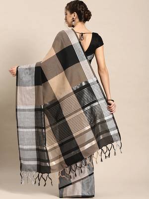 Black woven blended cotton saree with blouse 2