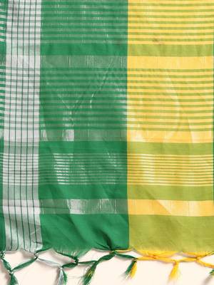 Yellow woven blended cotton saree with blouse 4