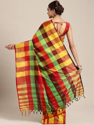 Green woven uppada silk saree with blouse 2