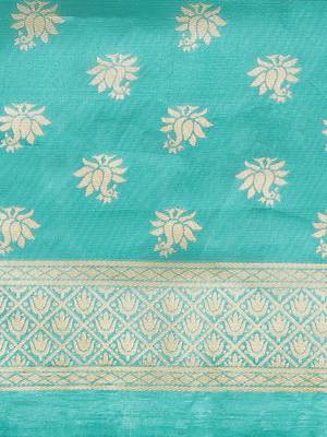 Green printed art silk saree with blouse 3