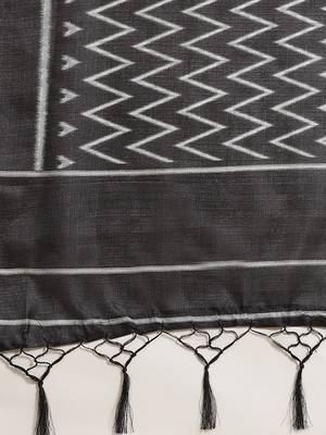 Black printed art silk saree with blouse 4