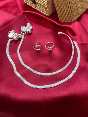 Silver anklets 1