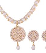 White pearl necklace-sets