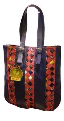 Eyelet Tote Bag 2
