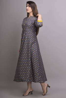 Grey Gold Printed Cotton Blend Flared Kurti 4