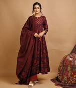 Burgundy Printed Mirrow Salwar Suit Set