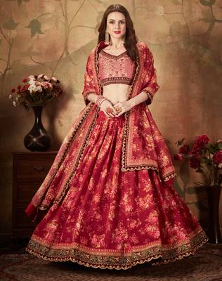 maroon floral print organza lehenga with fully embroidered top and dupatta 2