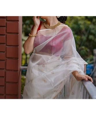 white Kota Linen Handloom Saree with Zari Buta design 1