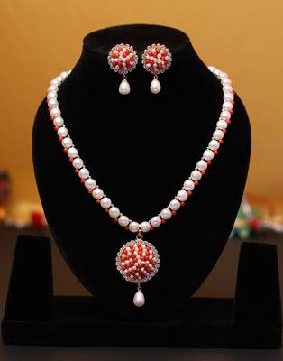 Natural Fresh Water Pearl Set 4