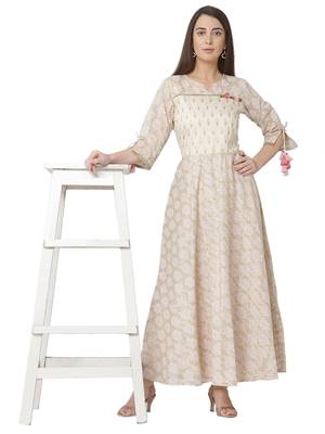 Os by Fourbuttons Women's Chanderi Silk Cream Gown 5