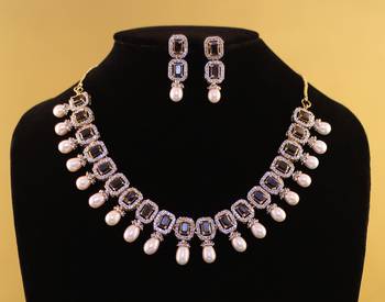 Multicolor pearl necklace-sets 1