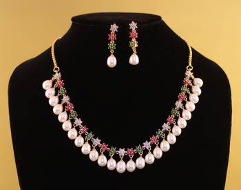 Multicolor pearl necklace-sets 1