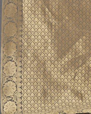 Grey woven jacquard saree with blouse 3