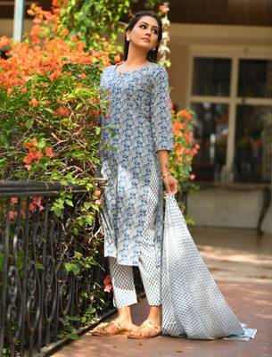 Floral Printed Cotton Suit Set 4