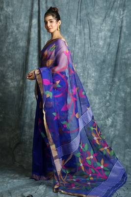 Blue hand woven silk saree with blouse 2