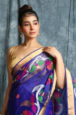 Navy blue hand woven silk saree with blouse 4