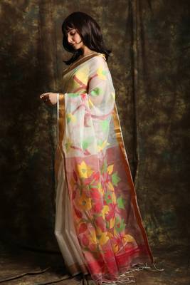 White hand woven silk saree with blouse 2