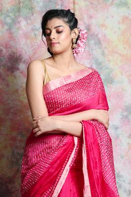 Pink woven blended cotton saree with blouse 4