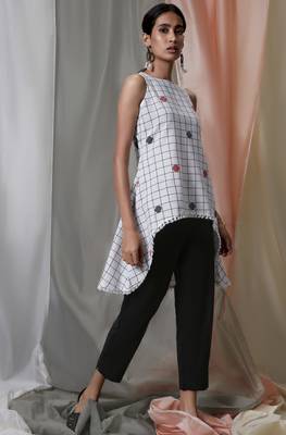 Janasya White woven cotton tunics 1