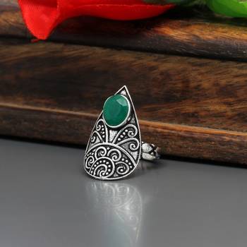 Green rings 1