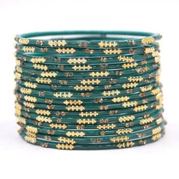 Green bangles-and-bracelets 1