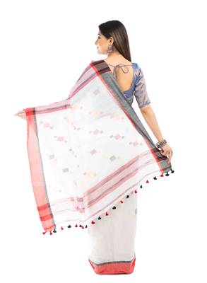 Bunkaari India Women Cotton Blend Jamdani Thread work saree 5