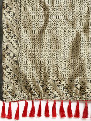 Black & Gold-Toned Silk Blend Woven Design Banarasi Saree 4