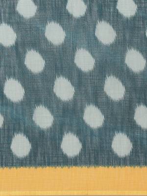 Off-White & Navy Blue Printed Ikat Saree 3