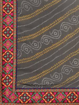 Black & White Kutchi Embroidered Half and Half Bandhani Saree 4