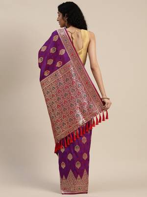 Purple & Gold-Toned Silk Blend Woven Design Kanjeevaram Saree 2