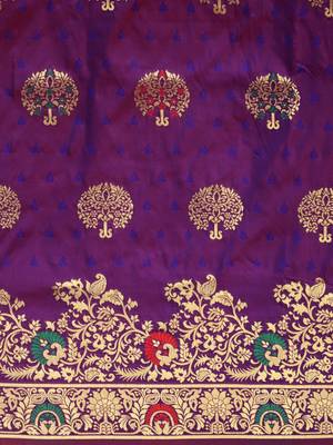 Purple & Golden Silk Blend Woven Design Kanjeevaram Saree 3