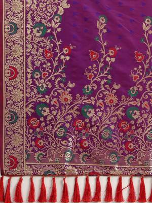 Purple & Golden Silk Blend Woven Design Kanjeevaram Saree 4