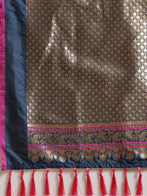 Nblue New Soft Silk Banarasi Tempel Animal Kesari Paithani Saree 4