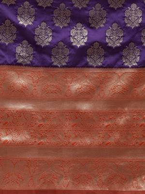 Purple & Golden Silk Blend Woven Design Kanjeevaram Saree 3
