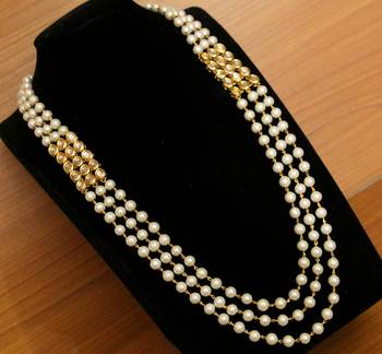 White necklace-sets 2