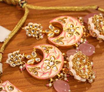 Pink necklace-sets 3