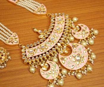 Pink necklace-sets 2