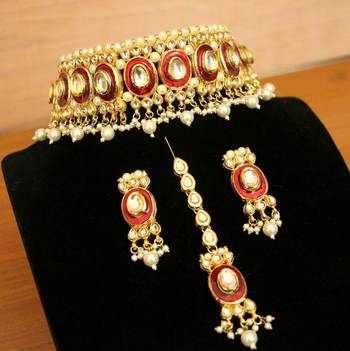 Red necklace-sets 1