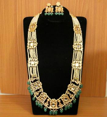 Green necklace-sets 1