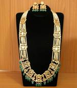 Green necklace-sets