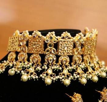 White necklace-sets 4