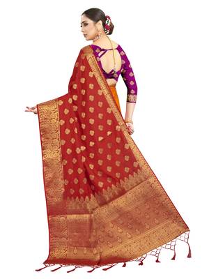 Red woven art silk saree with blouse 3