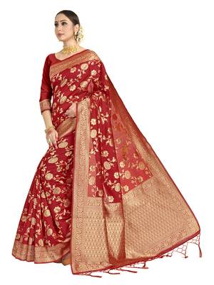 Red woven art silk saree with blouse 2